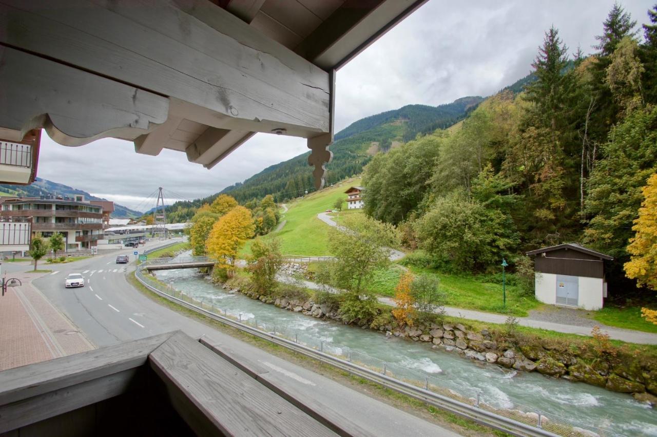 Haus Eder Steiner Bed & Breakfast ซาลบาคฮินเทอร์เกลมม์ ภายนอก รูปภาพ