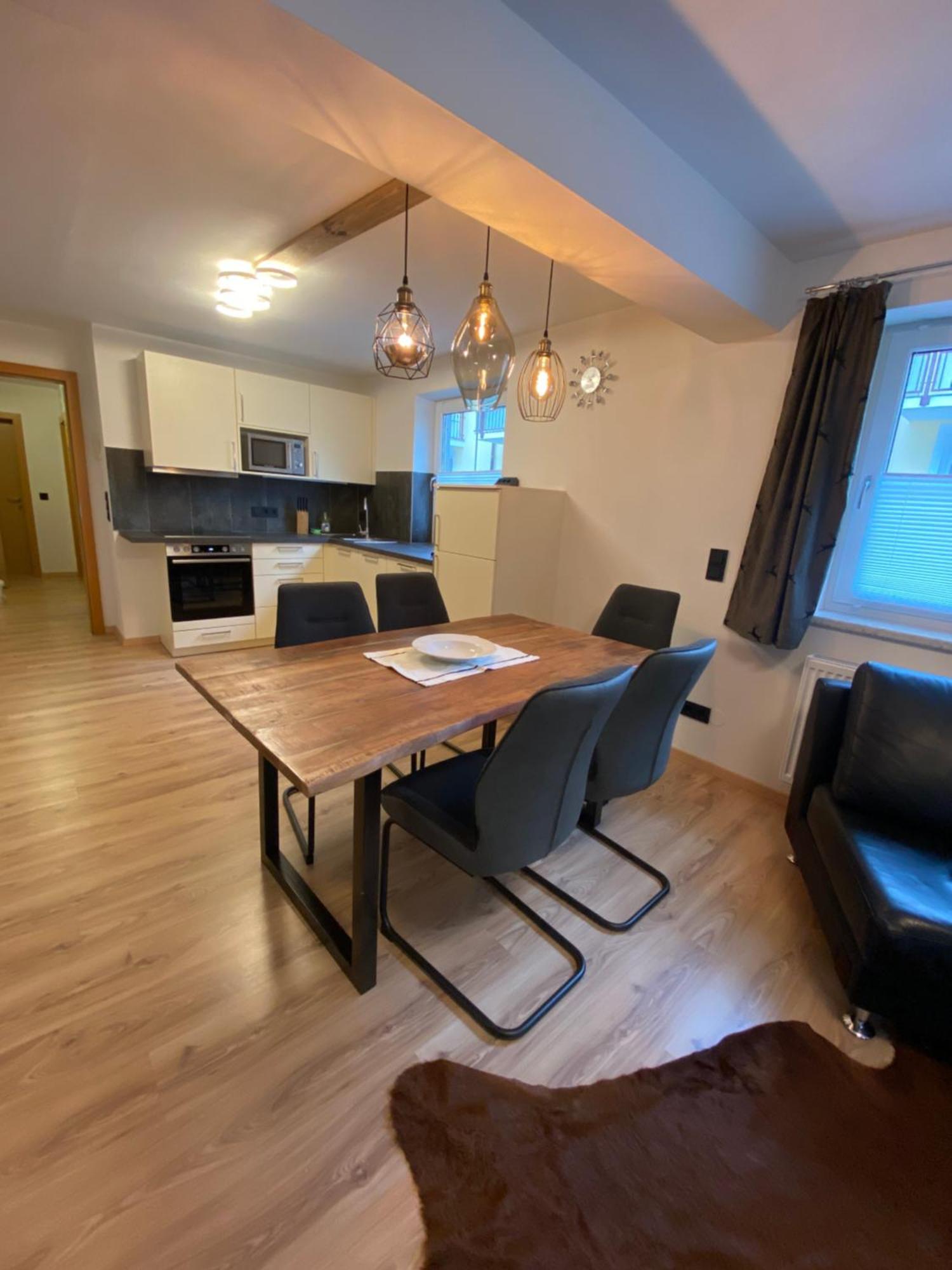 Haus Eder Steiner Bed & Breakfast ซาลบาคฮินเทอร์เกลมม์ ภายนอก รูปภาพ